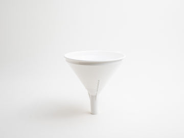 Funnel with Mesh